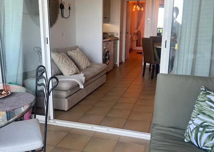 Superbe Les Restanques Du Golfe De Saint Tropez グリモー