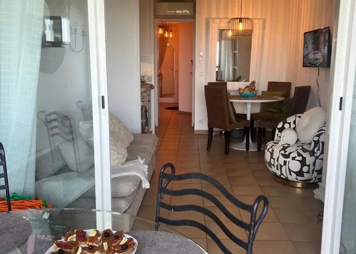 Apartment Superbe Les Restanques Du Golfe De Saint Tropez